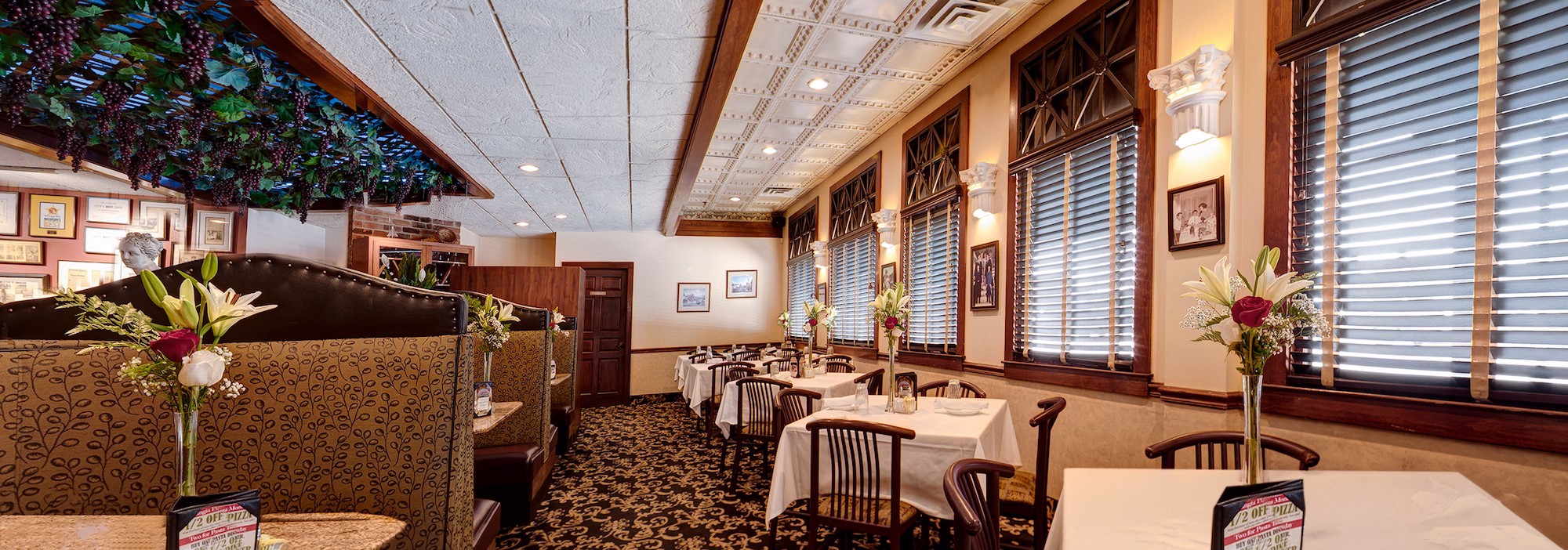 015_Antonios Dearborn_Small Dining Rm 03